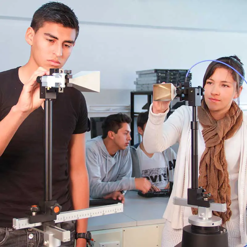 ¿Por Qué Y Dónde Estudiar Ingeniería De Telecomunicaciones En Colombia? - Razones De Peso Ingeniería De Telecomunicaciones - Universitaria Agustiniana - Uniagustiniana